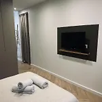 Les Hortensias Independante Avec Sdb Et Toilettes Privees Dans Maison En Foret Proche Du Golf Et De La Entree Independante Avec Acces Prive 홈스테이