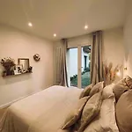 Les Hortensias Independante Avec Sdb Et Toilettes Privees Dans Maison En Foret Proche Du Golf Et De La Entree Independante Avec Acces Prive 홈스테이 Le Touquet