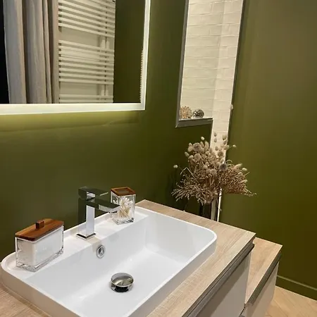 Les Hortensias Independante Avec Sdb Et Toilettes Privees Dans Maison En Foret Proche Du Golf Et De La Entree Independante Avec Acces Prive * Le Touquet