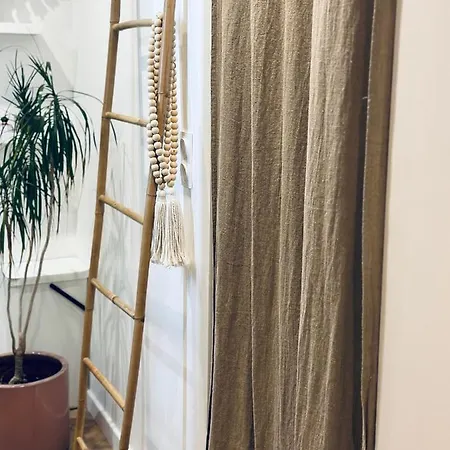 Ubytování v soukromí Les Hortensias Independante Avec Sdb Et Toilettes Privees Dans Maison En Foret Proche Du Golf Et De La Entree Independante Avec Acces Prive