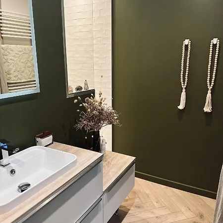 Les Hortensias Independante Avec Sdb Et Toilettes Privees Dans Maison En Foret Proche Du Golf Et De La Entree Independante Avec Acces Prive Ubytování v soukromí *