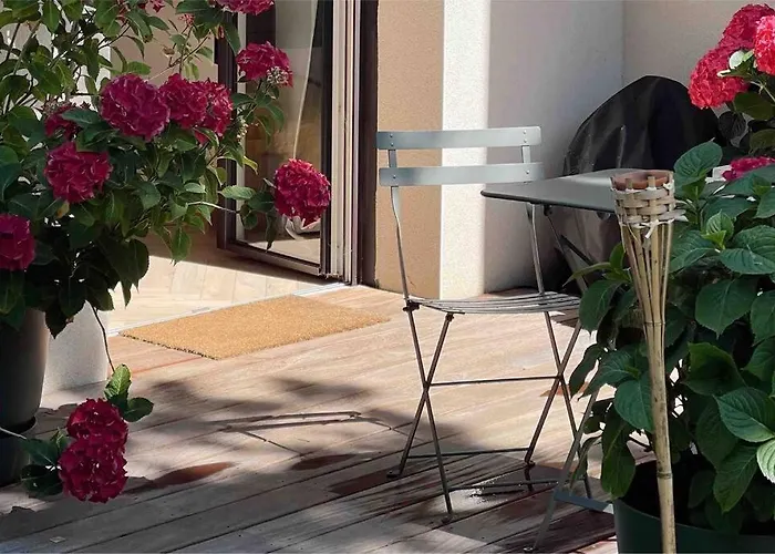 Séjour chez l'habitant Les Hortensias Indépendante Avec Sdb Et Toilettes Privées Dans Maison En Forêt Proche Du Golf Et De La Entree Indépendante Avec Acces Privé