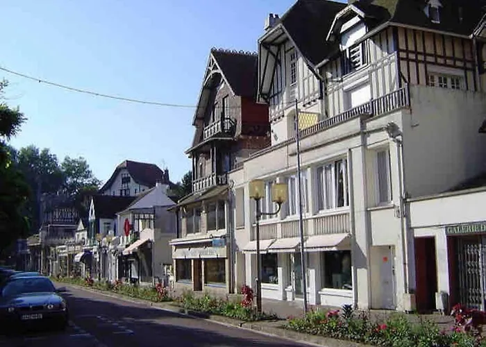 Les Hortensias Indépendante Avec Sdb Et Toilettes Privées Dans Maison En Forêt Proche Du Golf Et De La Entree Indépendante Avec Acces Privé