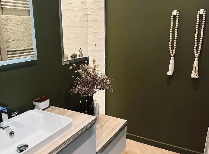 Les Hortensias Indépendante Avec Sdb Et Toilettes Privées Dans Maison En Forêt Proche Du Golf Et De La Entree Indépendante Avec Acces Privé Séjour chez l'habitant *